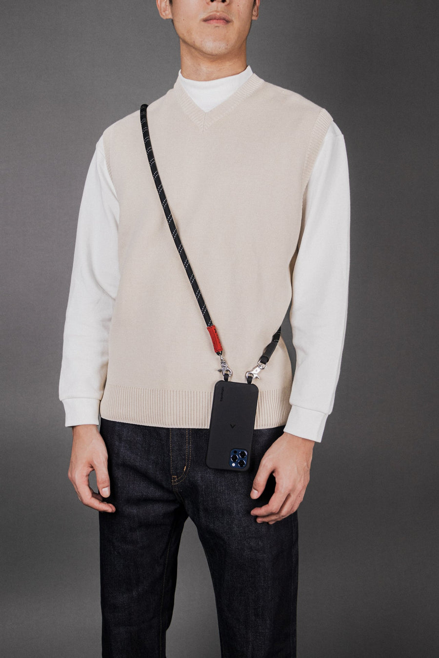 Verdon Phone Case / Dark Mirror / 20mm Grey Stripe