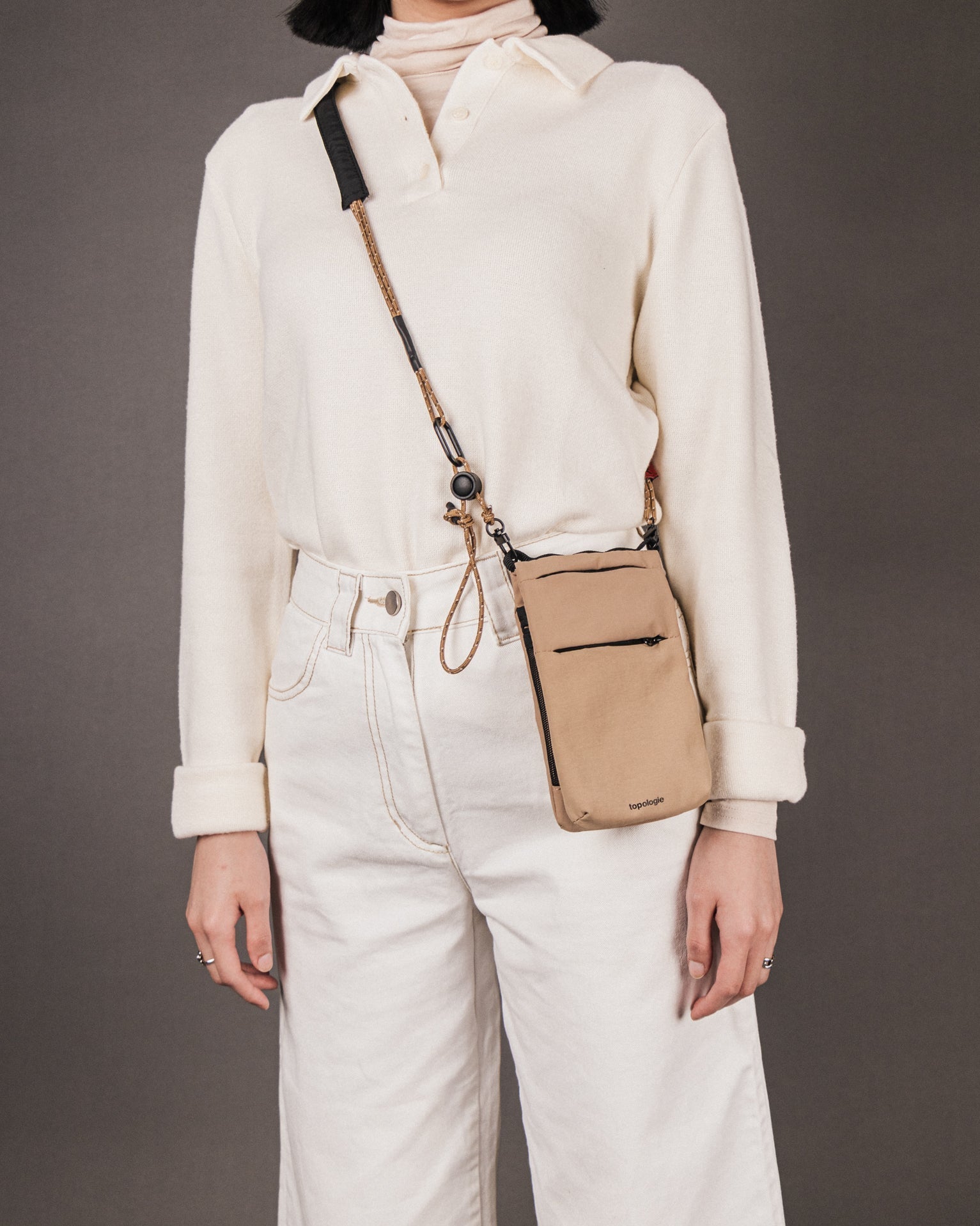 Phone Sacoche / Black / 3.0mm Purple Patterned