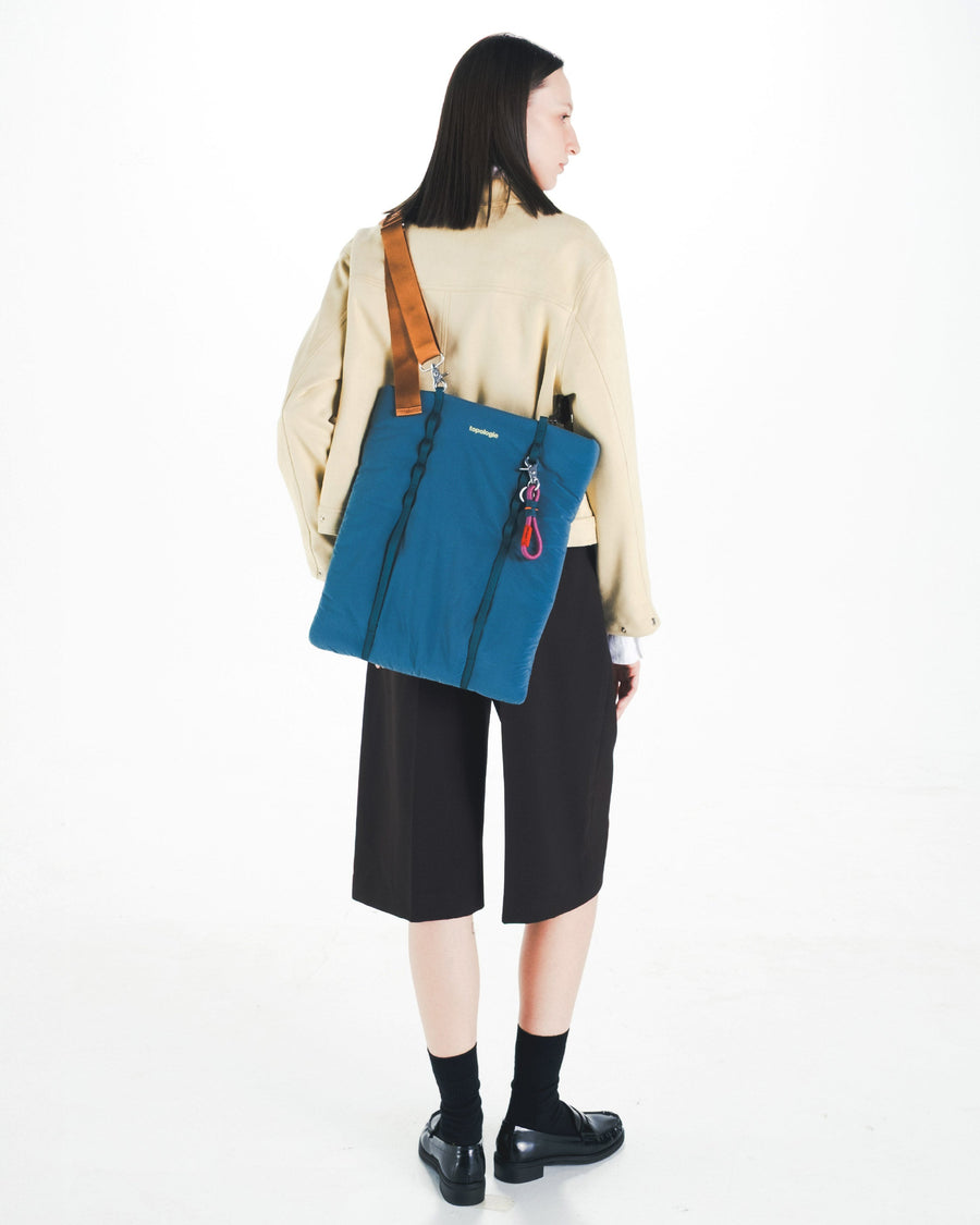Bomber Strap – Topologie INTL