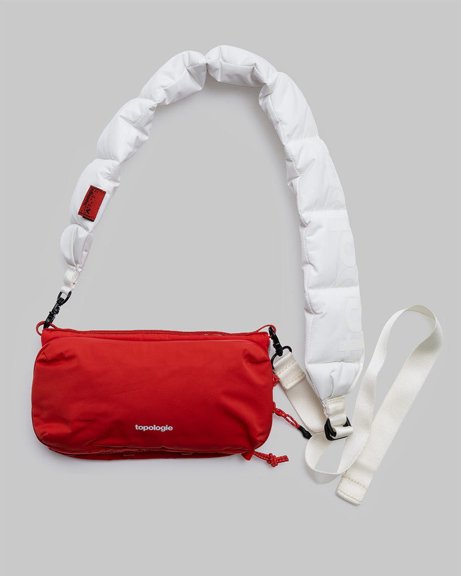 Bottle Sacoche Medium / Topologie Red / Puffer Strap / Marshmallow