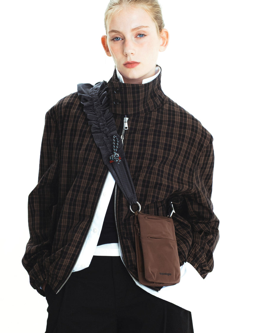 Scrunchie Pocket Sling – Topologie INTL
