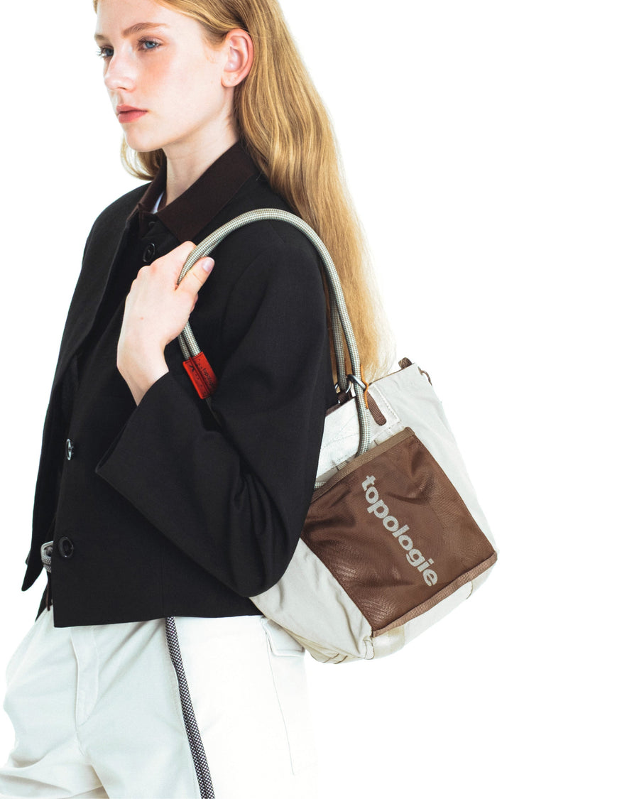 Summit Tote Small – Topologie INTL