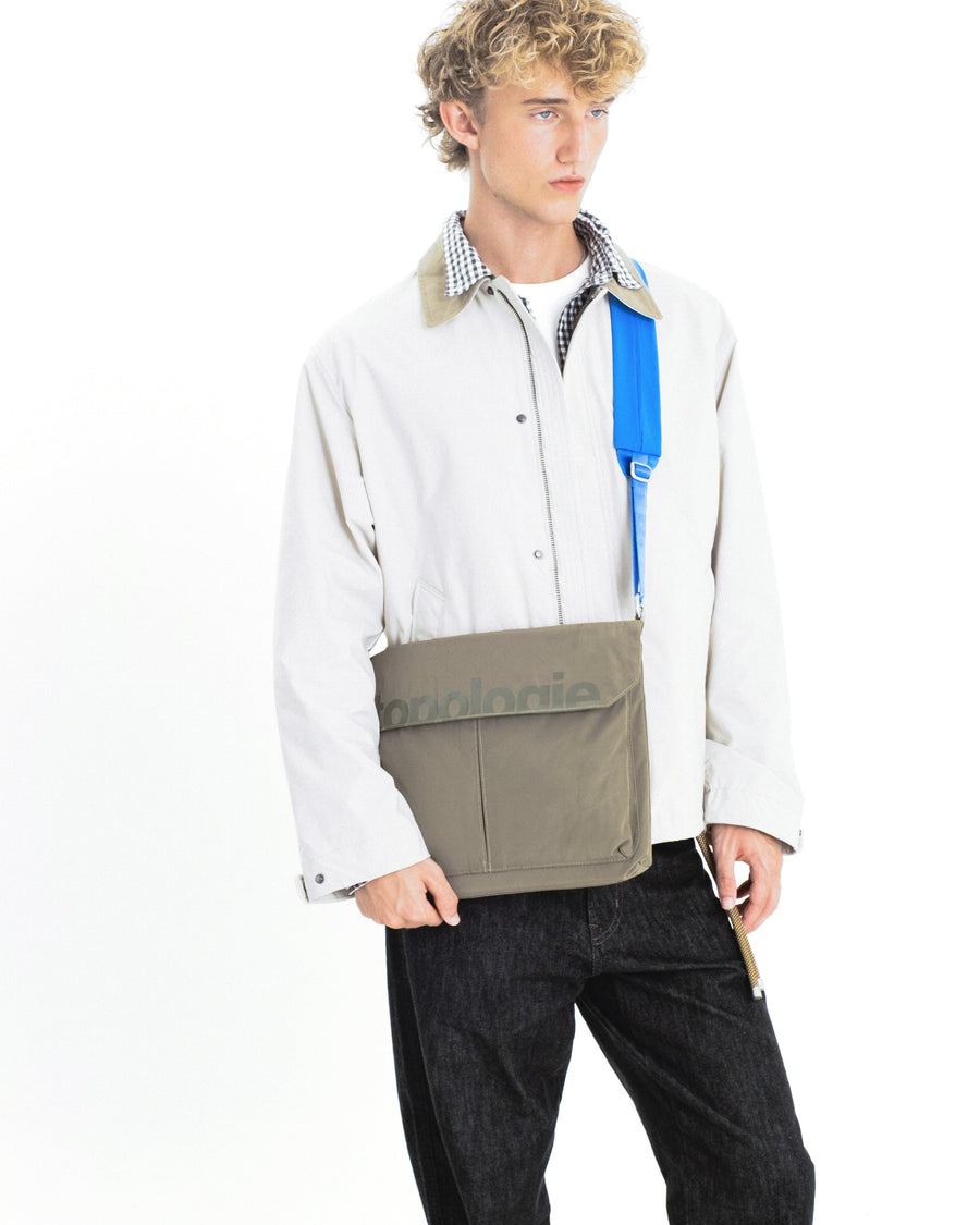 Crepe Pocket Sling – Topologie INTL
