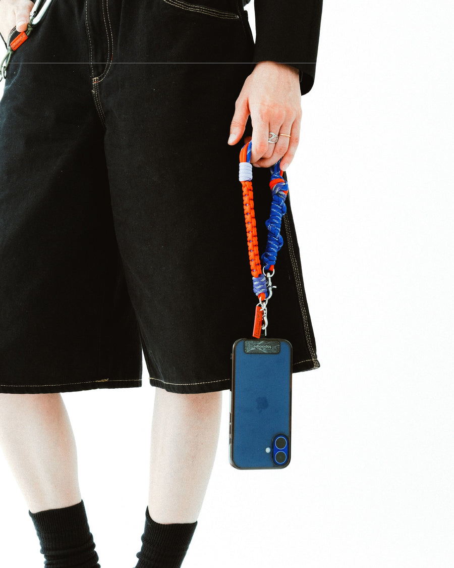 Macrame Wrist Strap – Topologie INTL