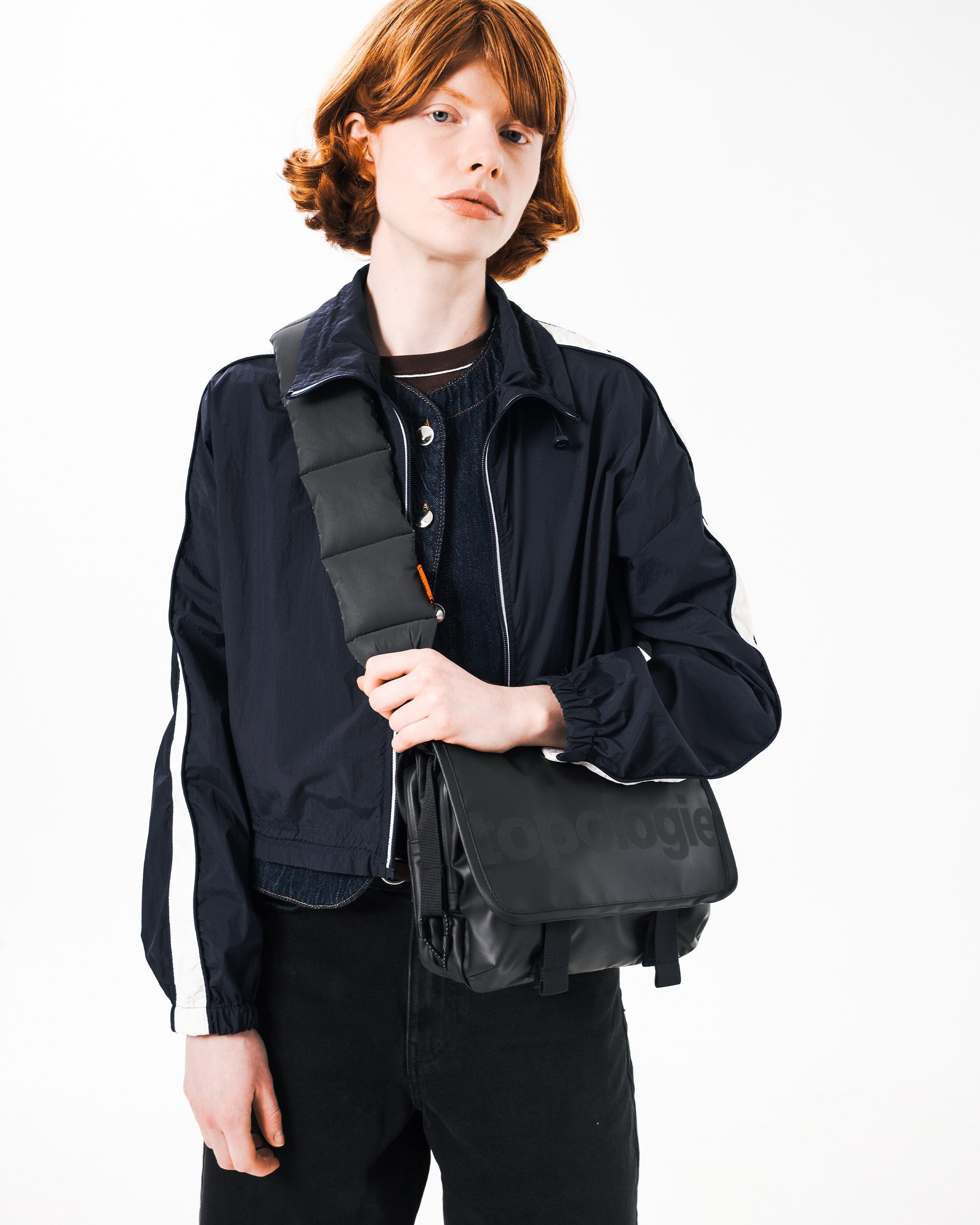 バッグ TOPOLOGIE MOBILITY SACOCHE MEDIUM BLK Mobility Sacoche Medium – Topologie INTL