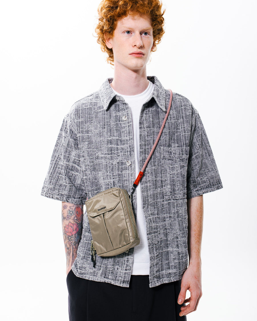 Utility Sacoche / Moss / Puffer Strap / Moss