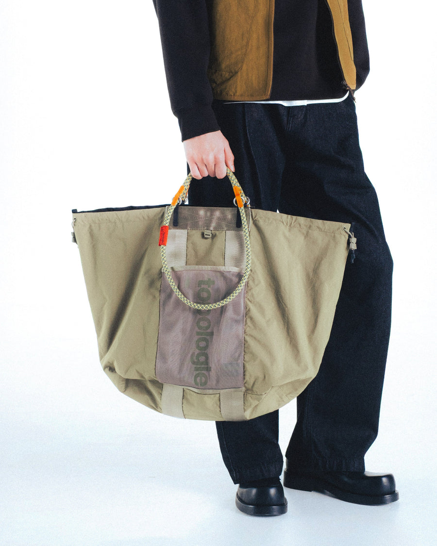Summit Tote Large – Topologie INTL