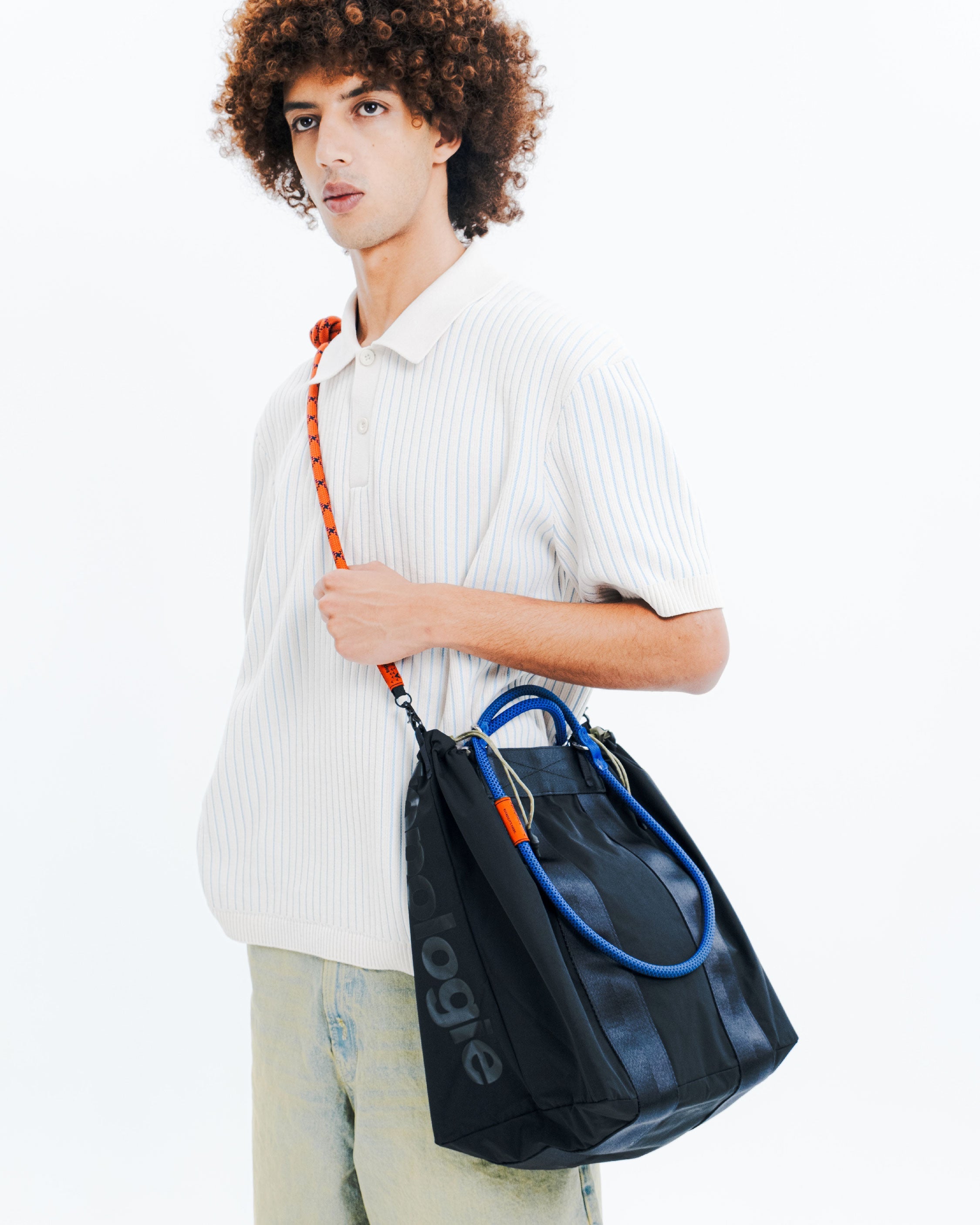 Summit Tote Medium – Topologie INTL