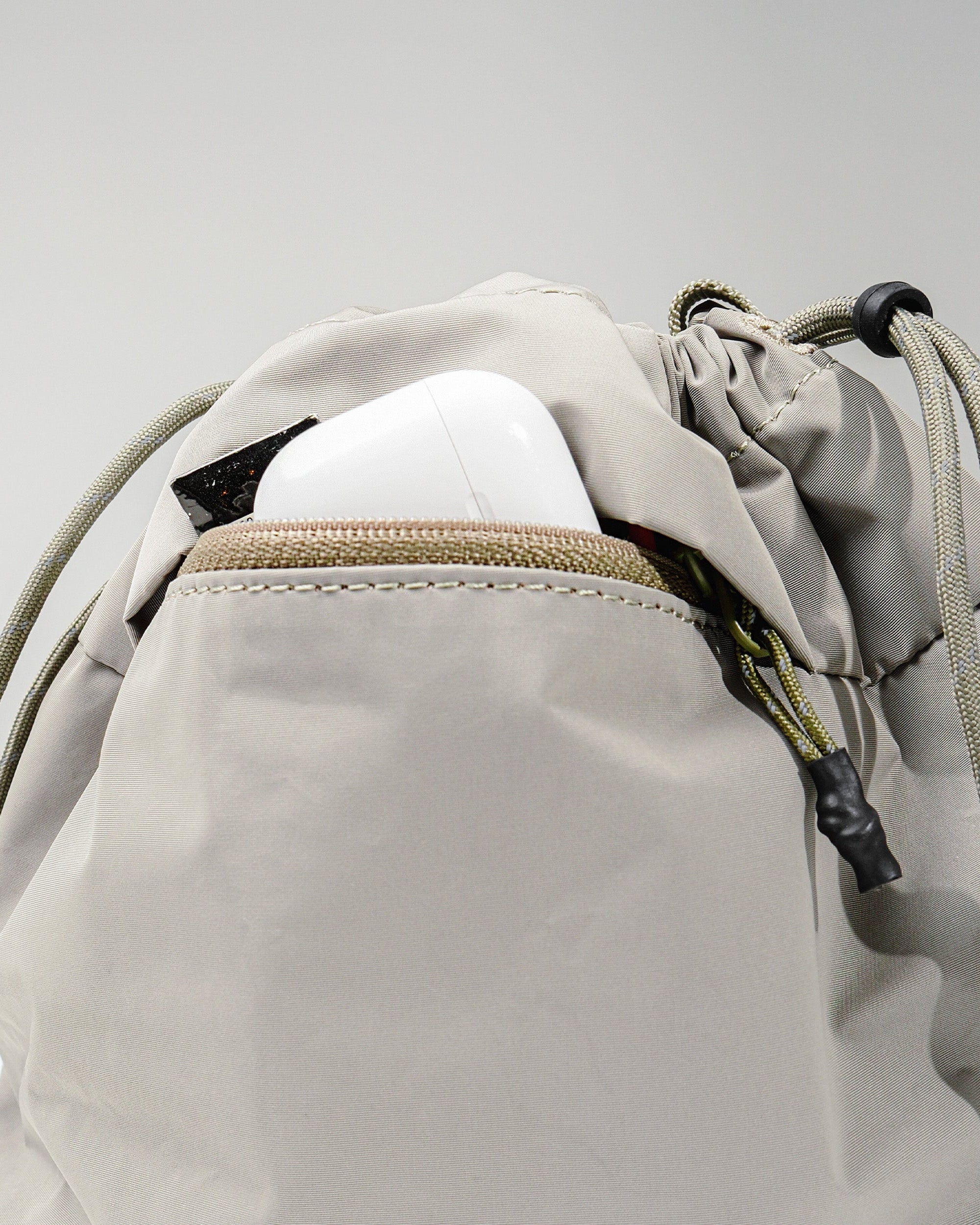 Reversible Bucket / Moss (Tech Sateen) / 8.0mm Wrist Strap / Olive Camouflage