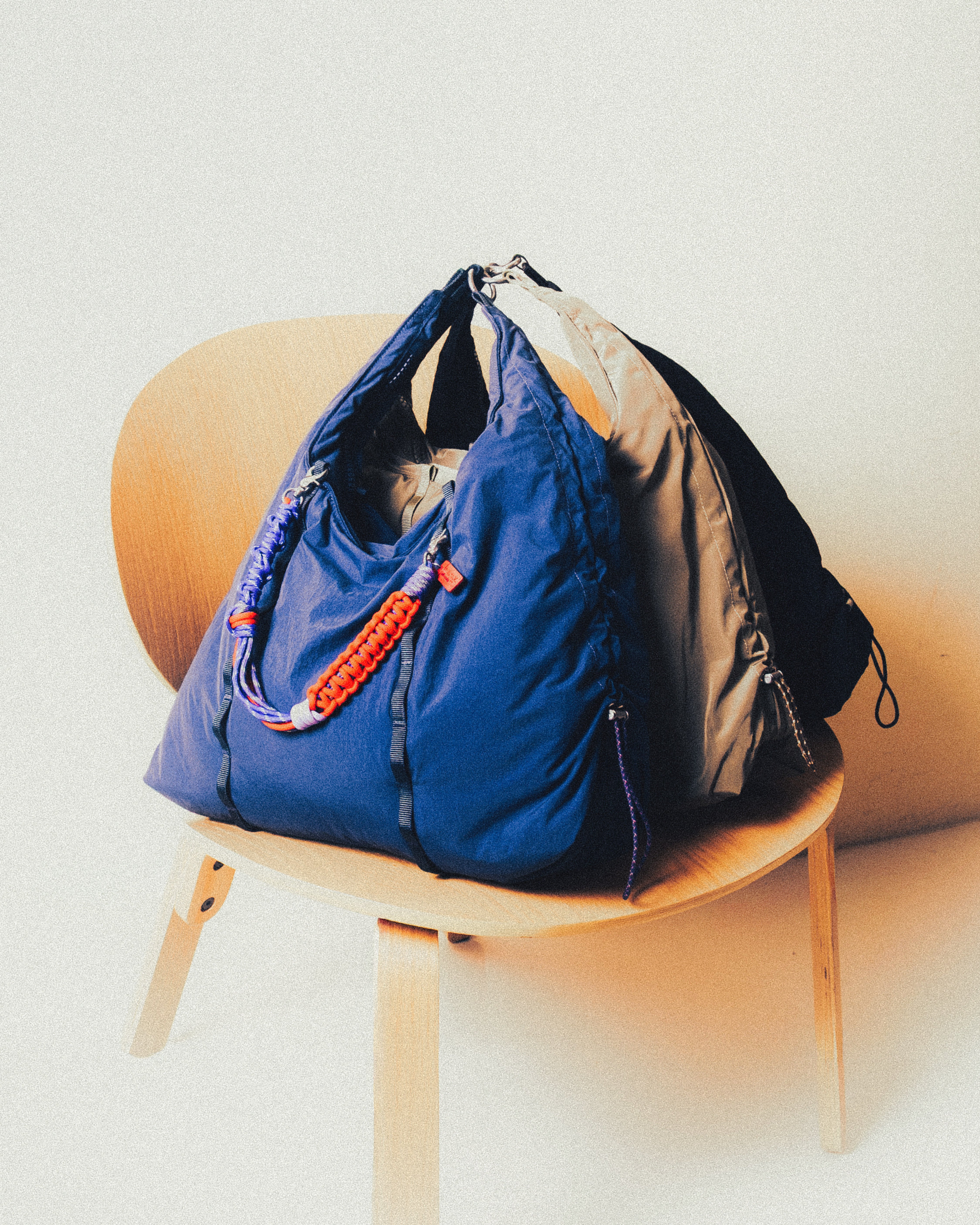 【ほぼ新品】topologie Cloud Hobo Medium Cloud Hobo Medium – Topologie INTL