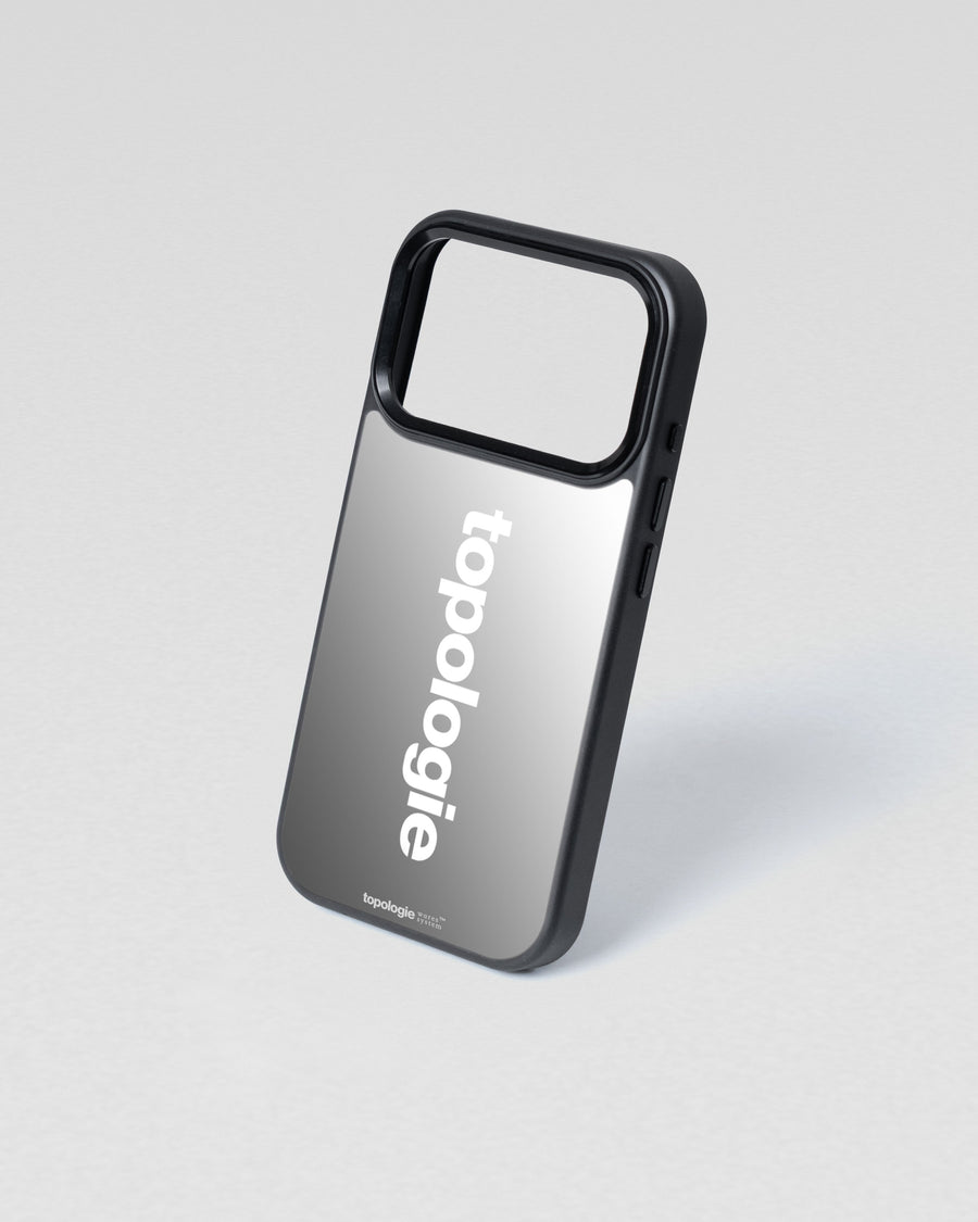Siurana Phone Case / Silver Mirror / iPhone 15 Pro